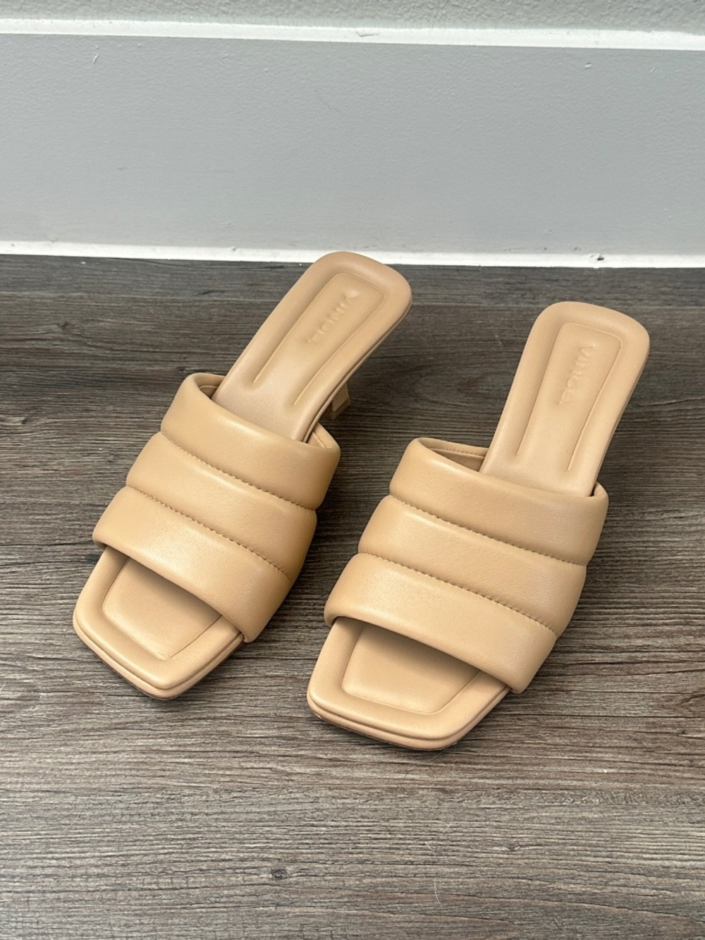 Vince Ceil Kitten Heel Slide Sandal (US 7.5)